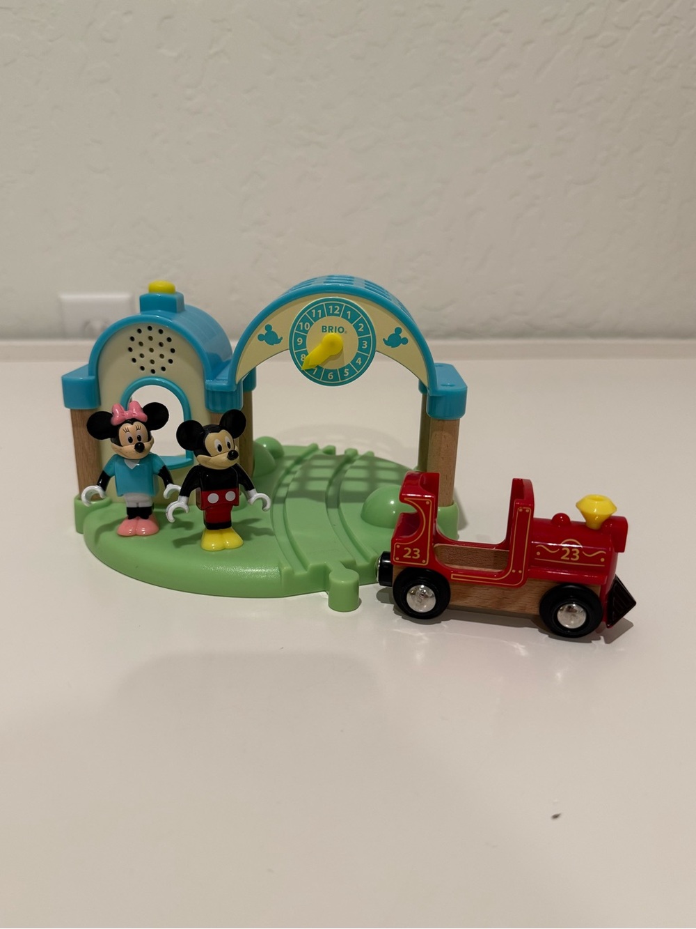 Brio Train 32270 Disney Mickey Mouse Record & Play Station
